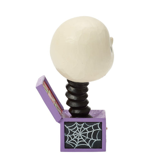 Voeg een speelse Disney-touch toe aan je interieur met de Disney Traditions Jack in the Box Mini. De fijne details en herkenbare Traditions-stijl maken dit mini beeldje een charmante aanvulling voor een plank, bureau of vitrinekast. Ideaal voor verzamelaars en liefhebbers van unieke Disney-decoratie.