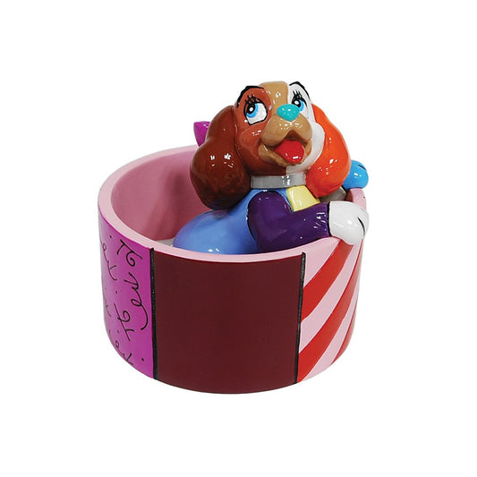 Kleurrijk Lady-beeldje uit Lady en de Vagebond in popartstijl van Romero Britto, handbeschilderd en gemaakt van gegoten steen.