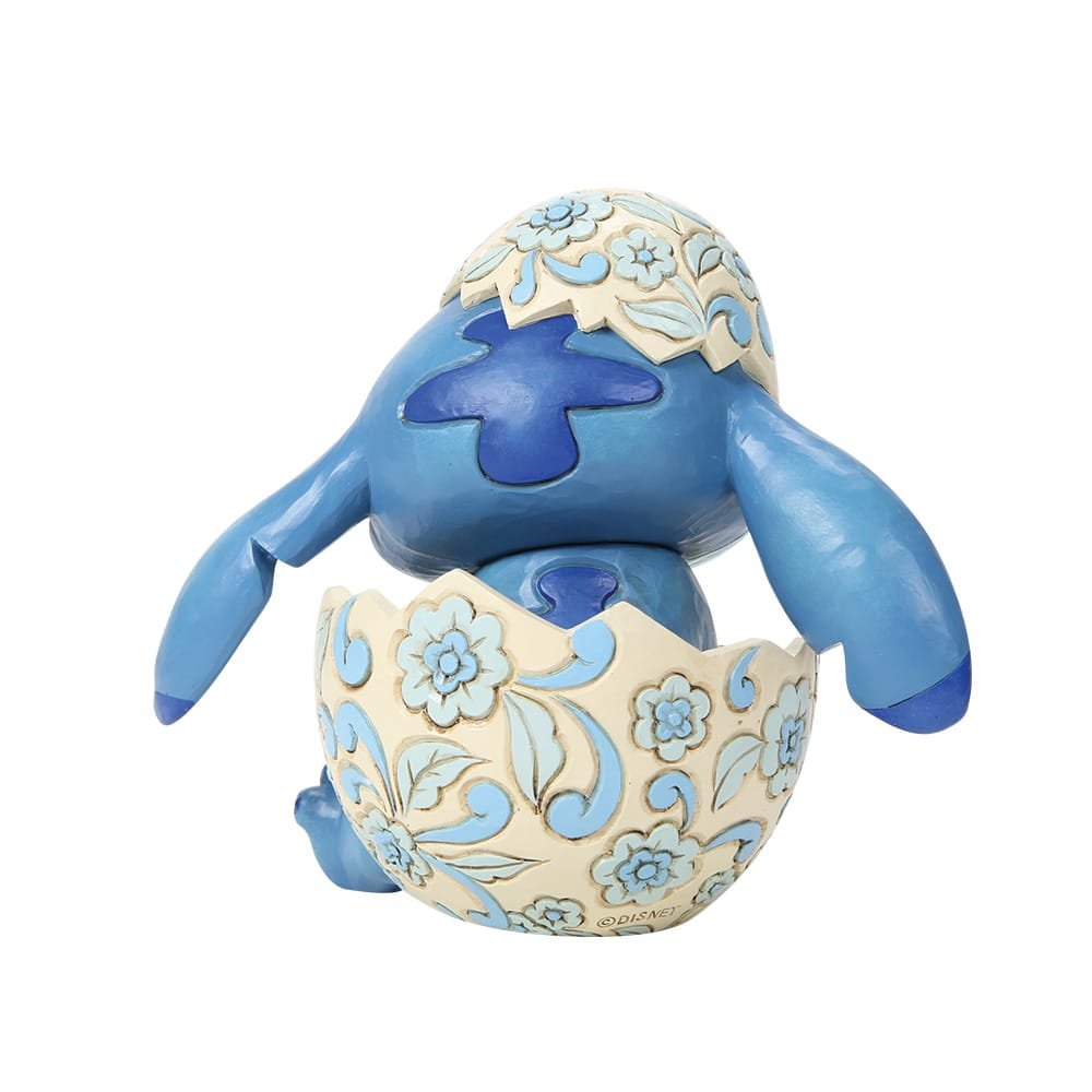 Disney Traditions Stitch paasdecoratie met kuikens in folk-artstijl, gedetailleerd verzamelbeeld voor Disney fans.